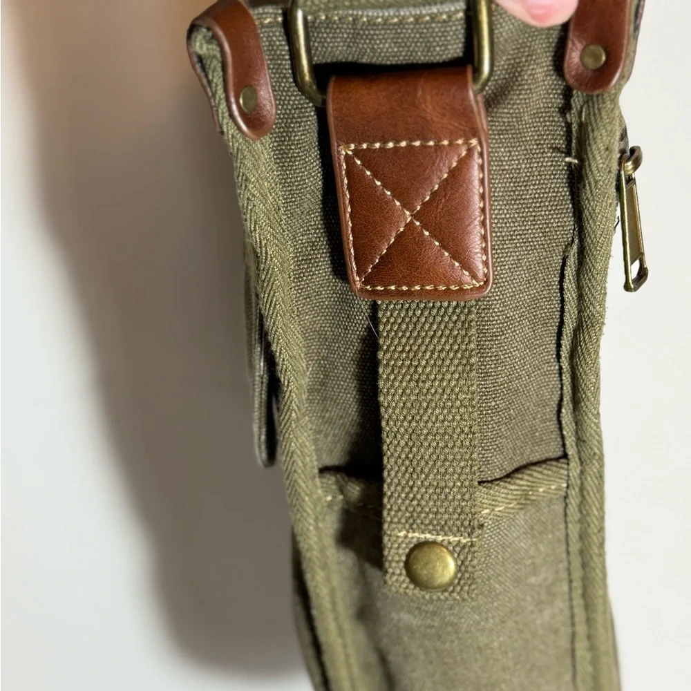 Women's Cargolt Hailey Crossbody Purse Olive - Picture 7 of 14